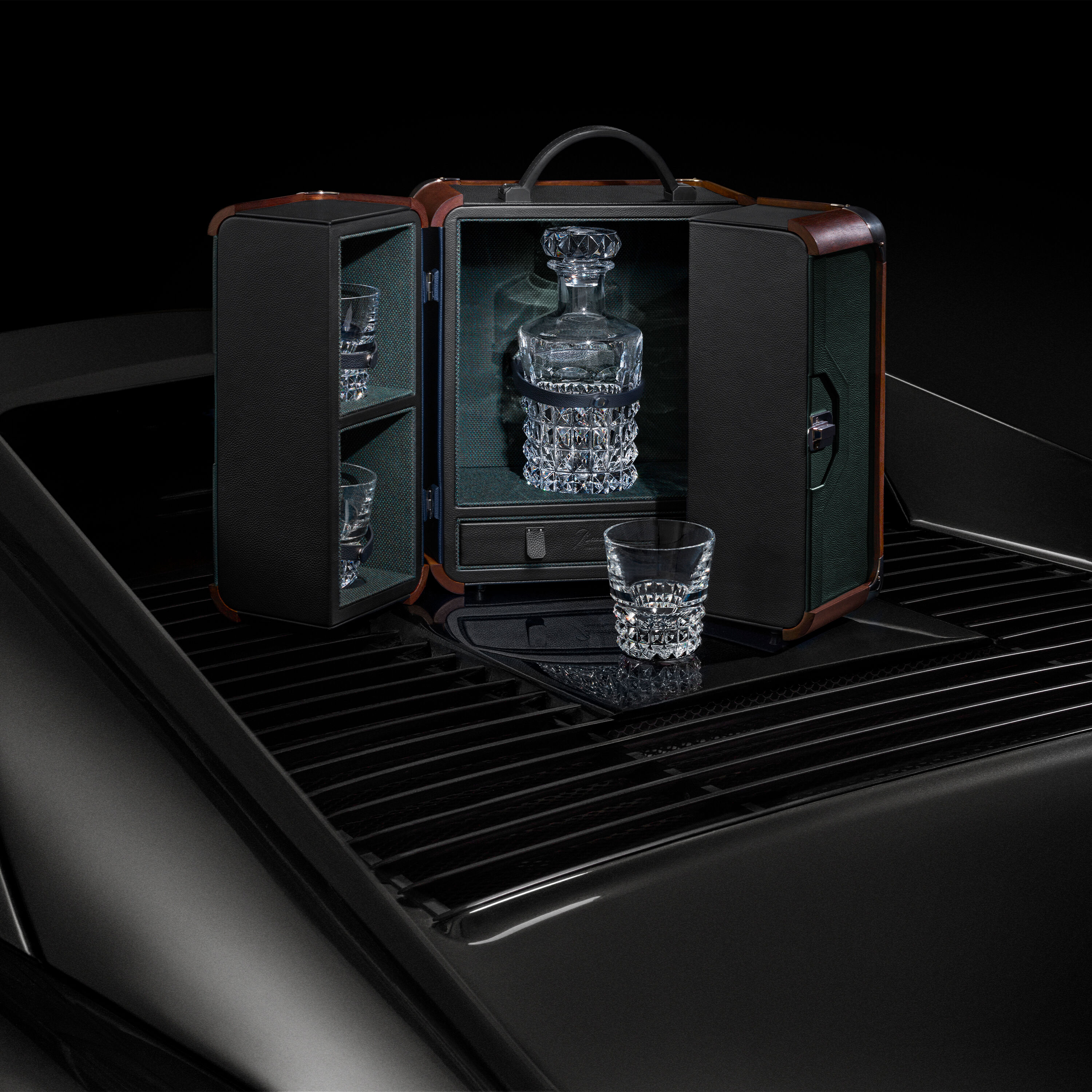 Octogone Trunk Louxor | Baccarat Netherlands