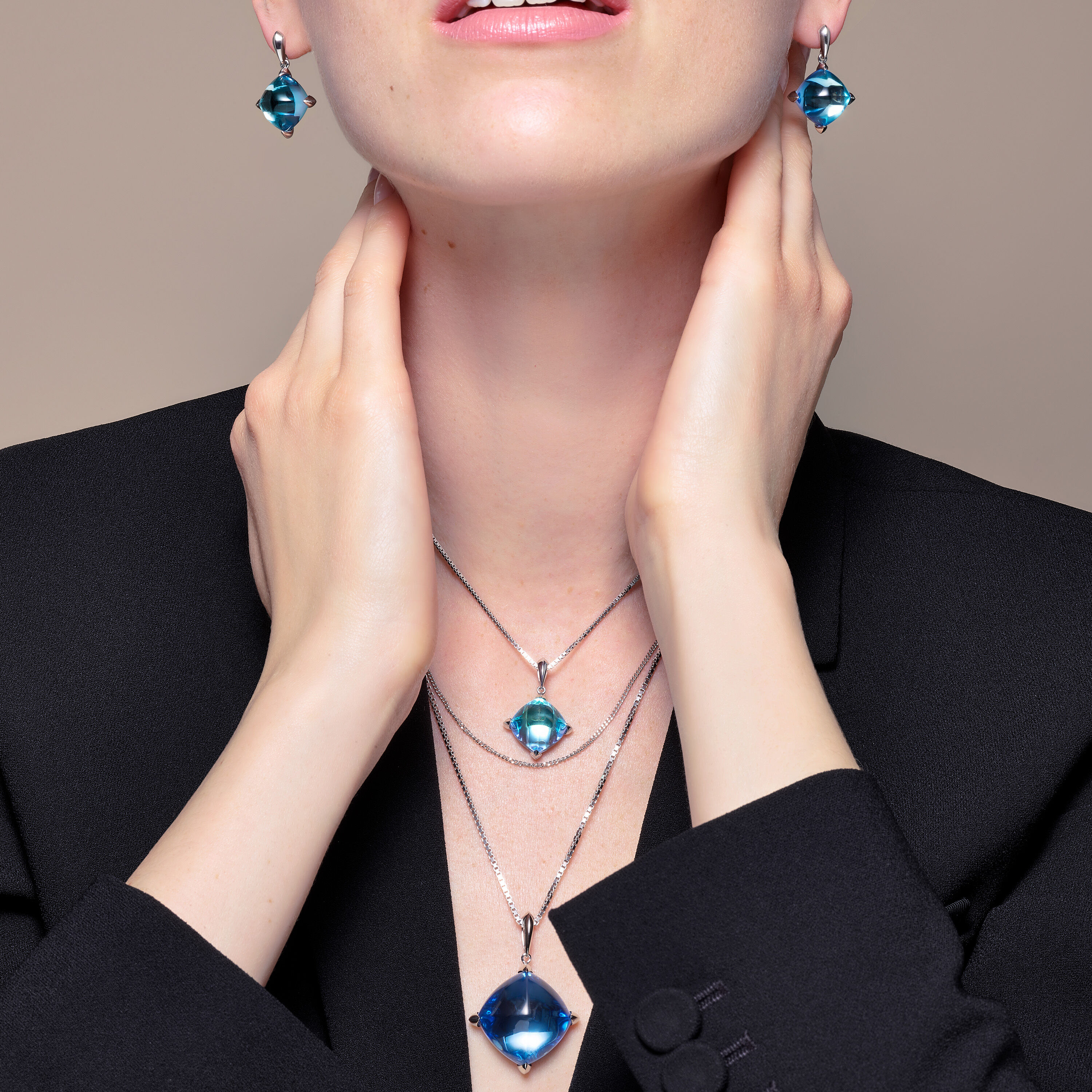 【週末限定値下げ】Baccarat ミニメディチ ピアス アクアマリン バカラ ミニメディチ ピアス Baccarat 週末限定値下げ】Baccarat ミニ