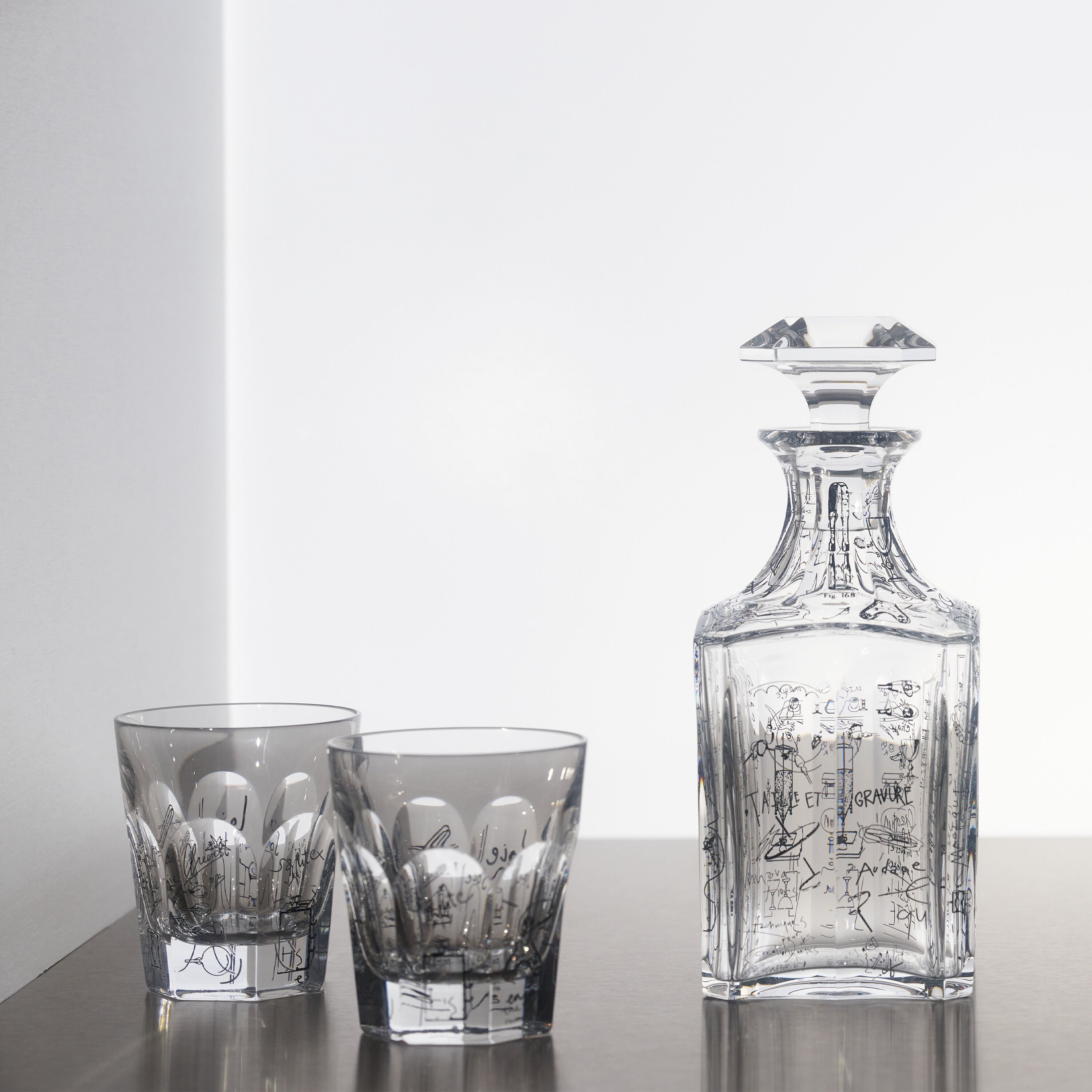Baccarat/バカラ ARLKLEVYデザイン グラス花瓶 高さ22センチ【ユーズドユーズ名古屋天白店】 J503 アルクール タンブラー by Harry Nuriev | バカラ 日本