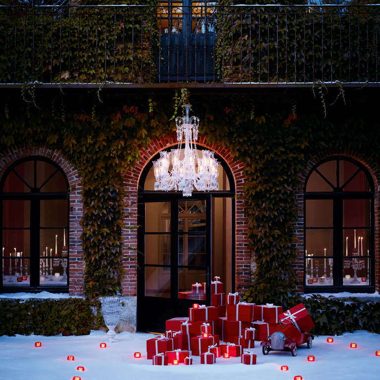 Z&eacute;nith Chandelier Long (12L) BACCARAT