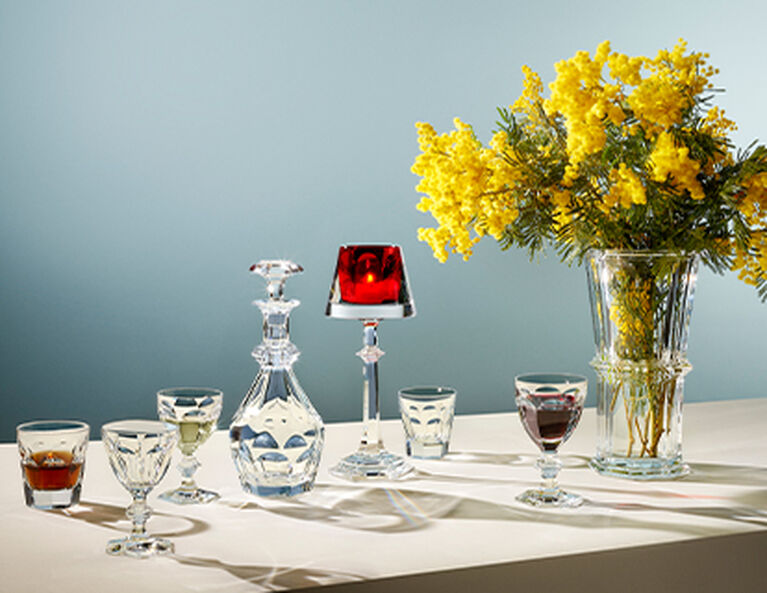 Harcourt dining products selection