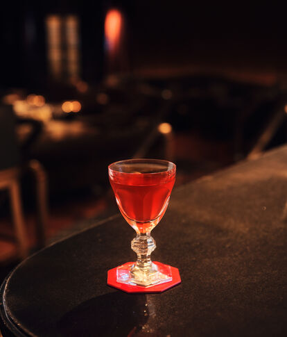 Cocktail in Manhattan Bar Singapore