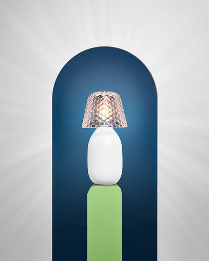 Baby Candy Light White Nomadic Lamp