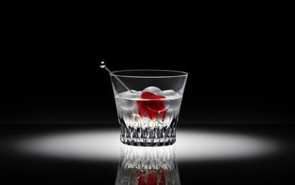TUMBLERS & HIGHBALLS