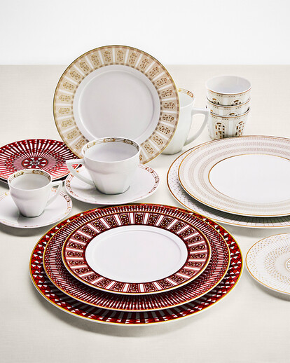 Arcadia Red Bread Plate