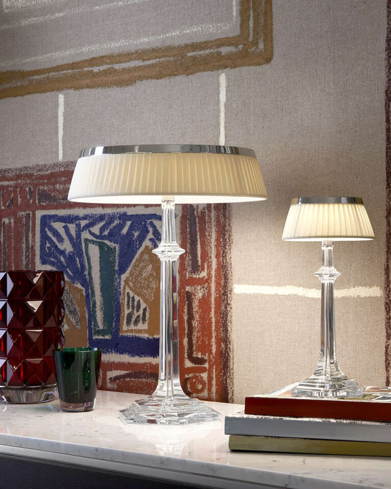 Large and small models of the Bon Jour Versailles Lamp