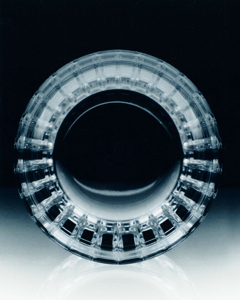 Photography of a Baccarat Tumbler by Thomas Chéné
