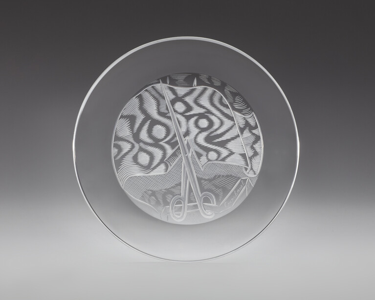 Chanel plate Gabrielle Chanel - 1964