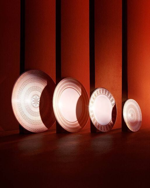 Arcadia Plates Gold & Platinum