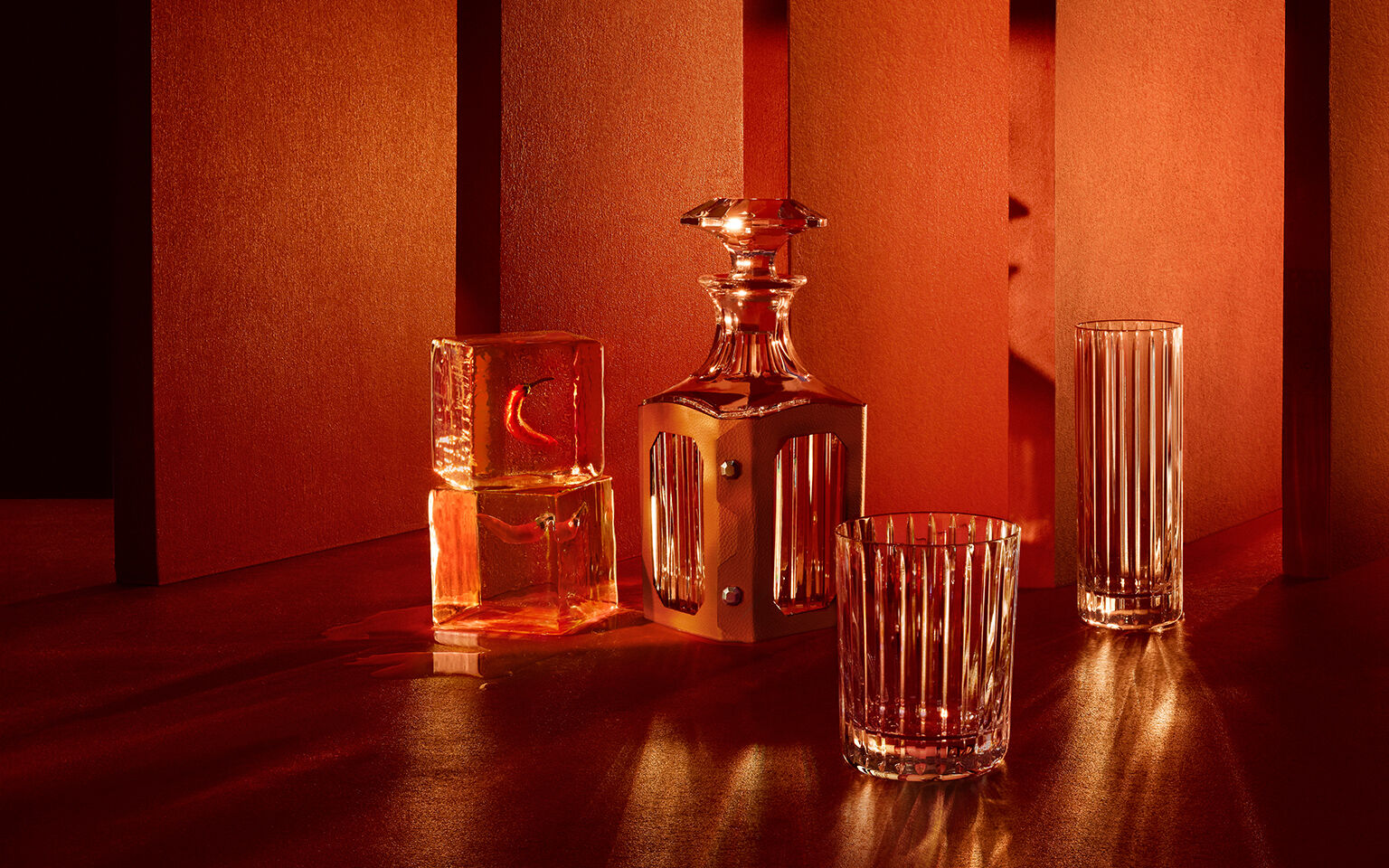 バカラ カット ボウル＆ソーサー セット B469a / エンパイア 金赤 バカラ カット ボウル＆ソーサー セット B469a / エンパイア 金赤