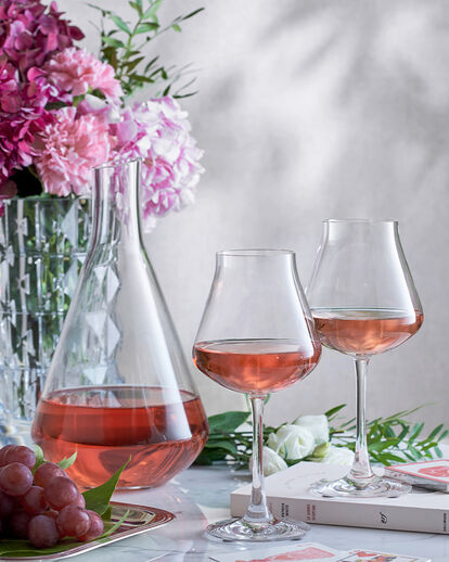 Wine glasses and decanter Château Baccarat