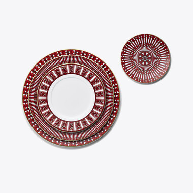 أطباق أركاديا باللون الأحمر  Baccarat