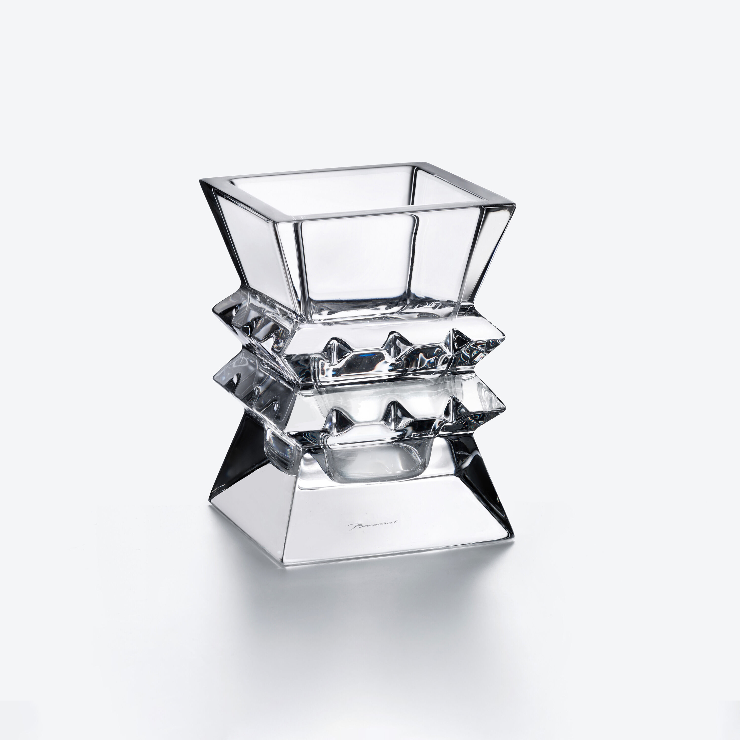 Baccarat バカラ コロンビーヌ フラワーベース 花瓶 バカラ コロンビーヌ フラワーベース（花瓶）名入れ彫刻代込み