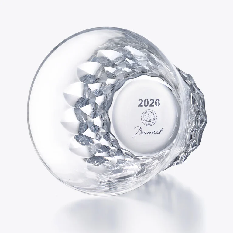 ダリア タンブラー 2026（Cイニシャル入り） Baccarat、クリアのクリスタル製レビュー 2