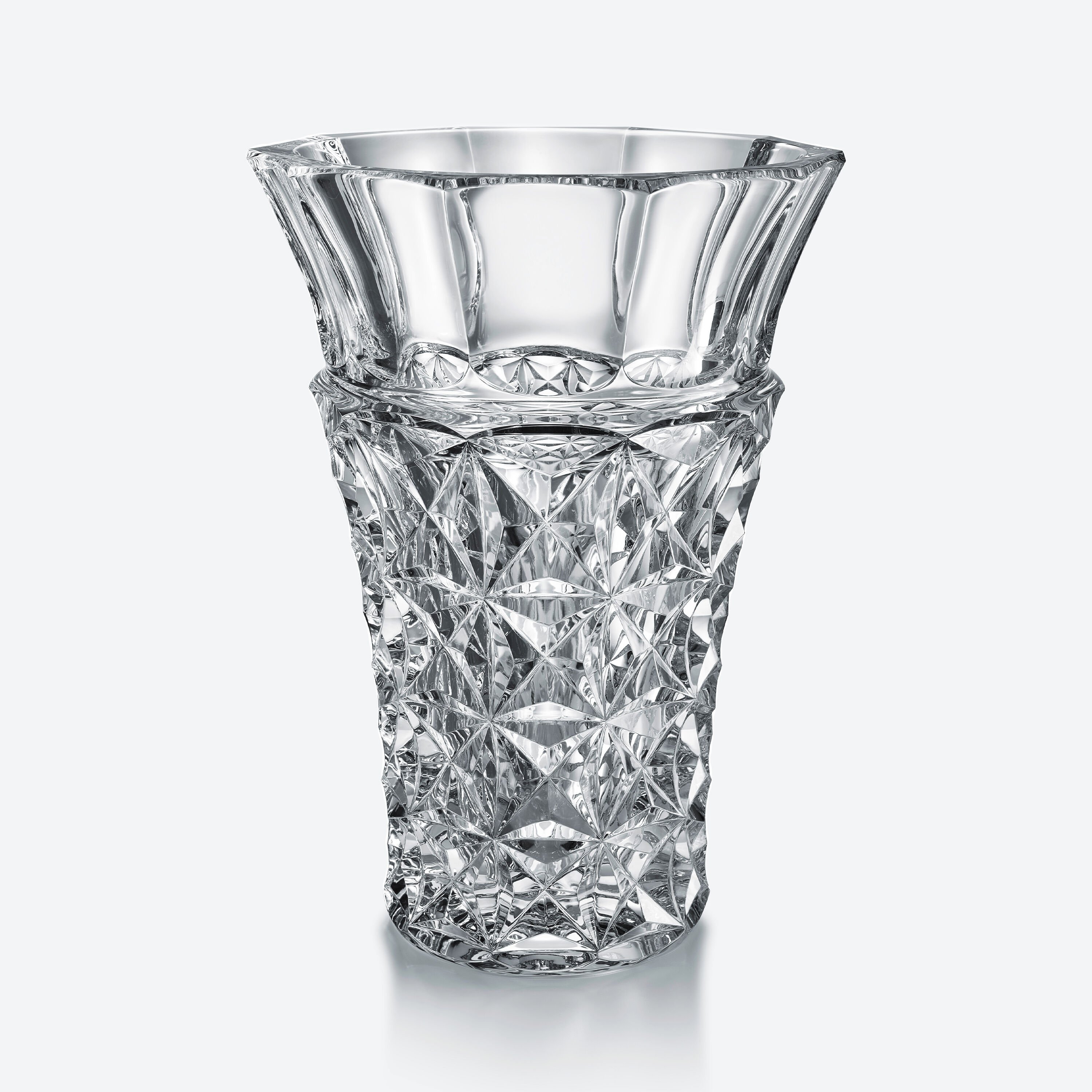 Baccarat 花瓶 クリスタル製 花びら彫刻 アート・彫刻作品 | バカラ 日本