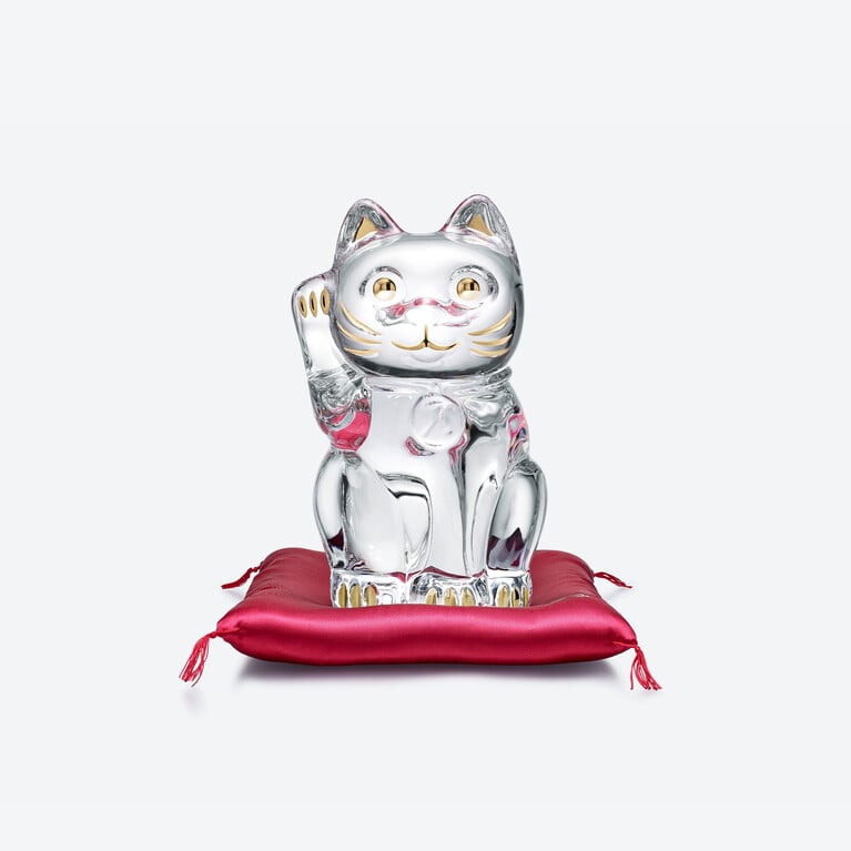 Cat Maneki Neko Figurine L with Cushion Baccarat in Crystal Clear View 1