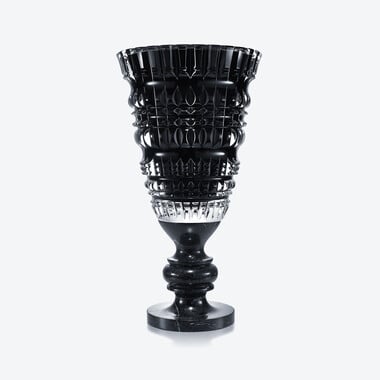 New Antique Vase Baccarat in Crystal Black