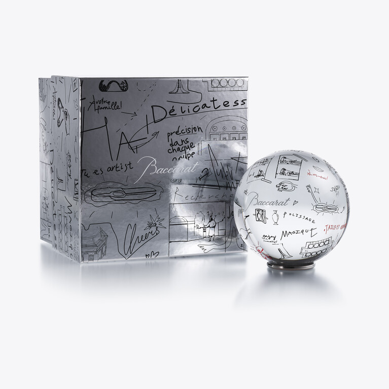Harry Nuriev Sirius Crystal Ball Baccarat, 透明水晶制成