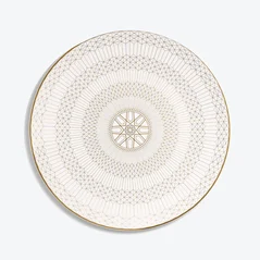 Select Arcadia Show Plate Baccarat in Porcelain Gold
