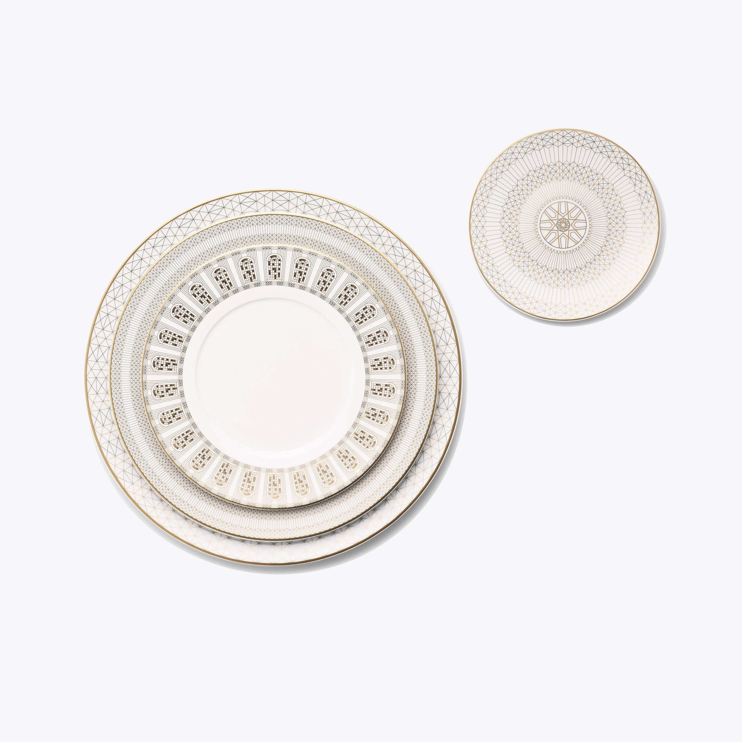 アルカディア ディナープレート 2枚セット ゴールド＆プラチナ