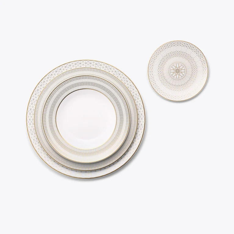 Arcadia Gold & Platinum Bread Plate Baccarat in Porcelain Gold View 5