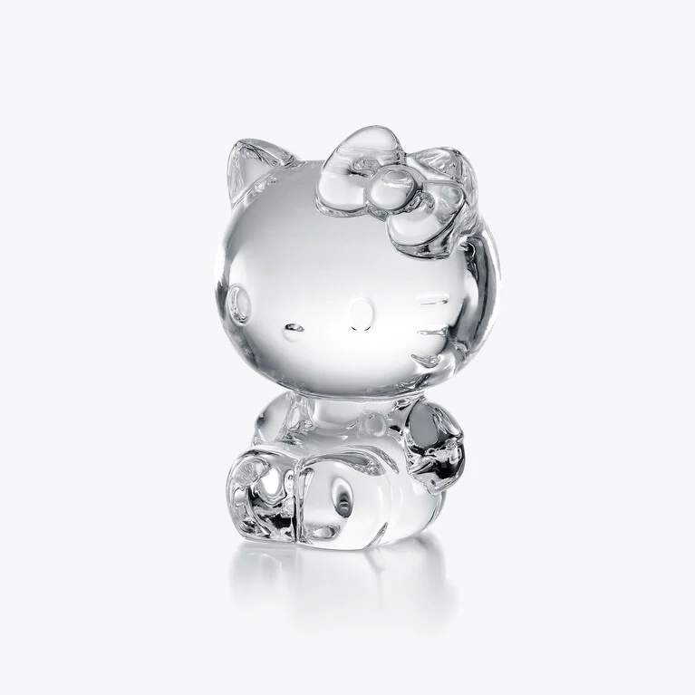 Hello Kitty Figurine Baccarat in Crystal Clear View 3