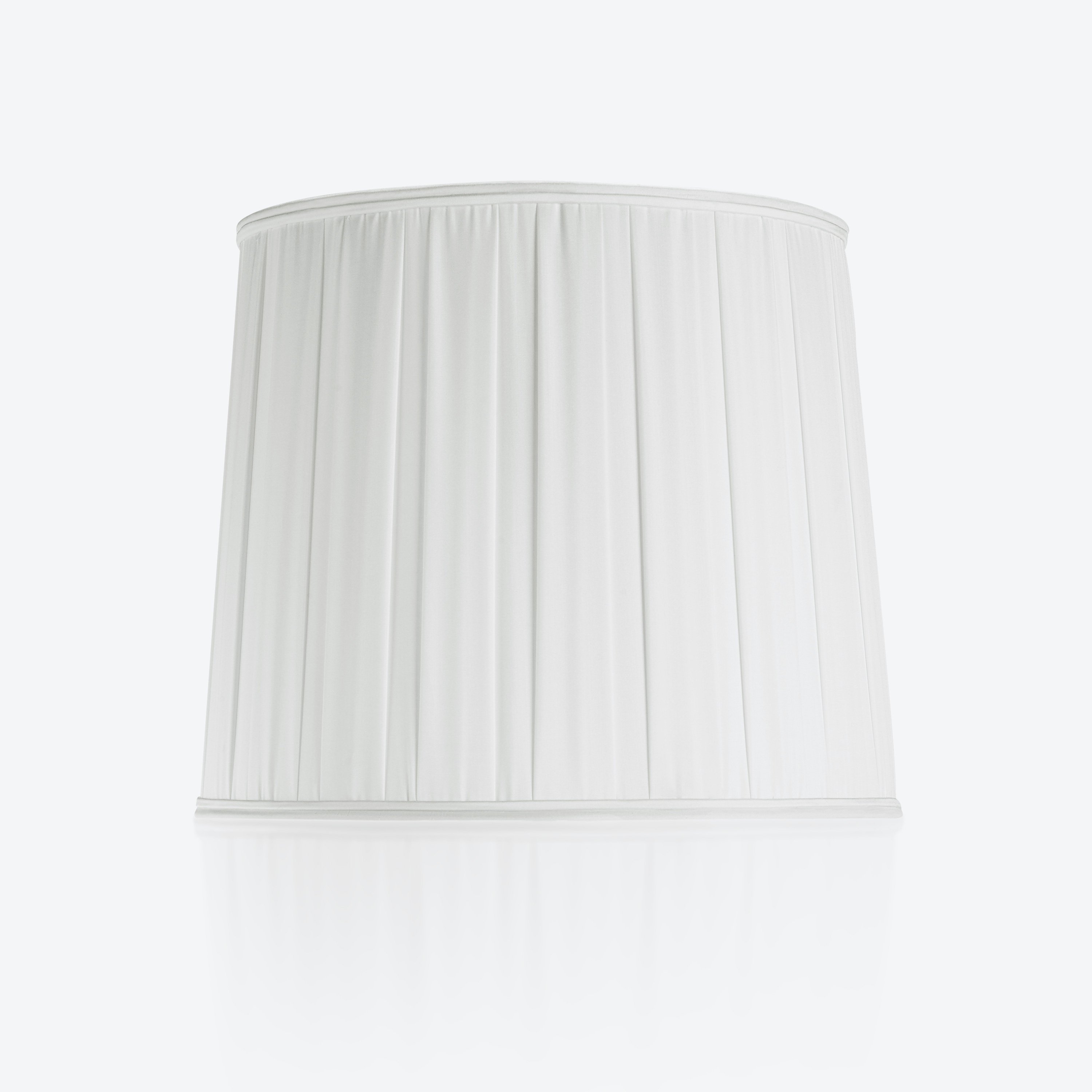 Krysta Lampshade Baccarat in Taffeta White