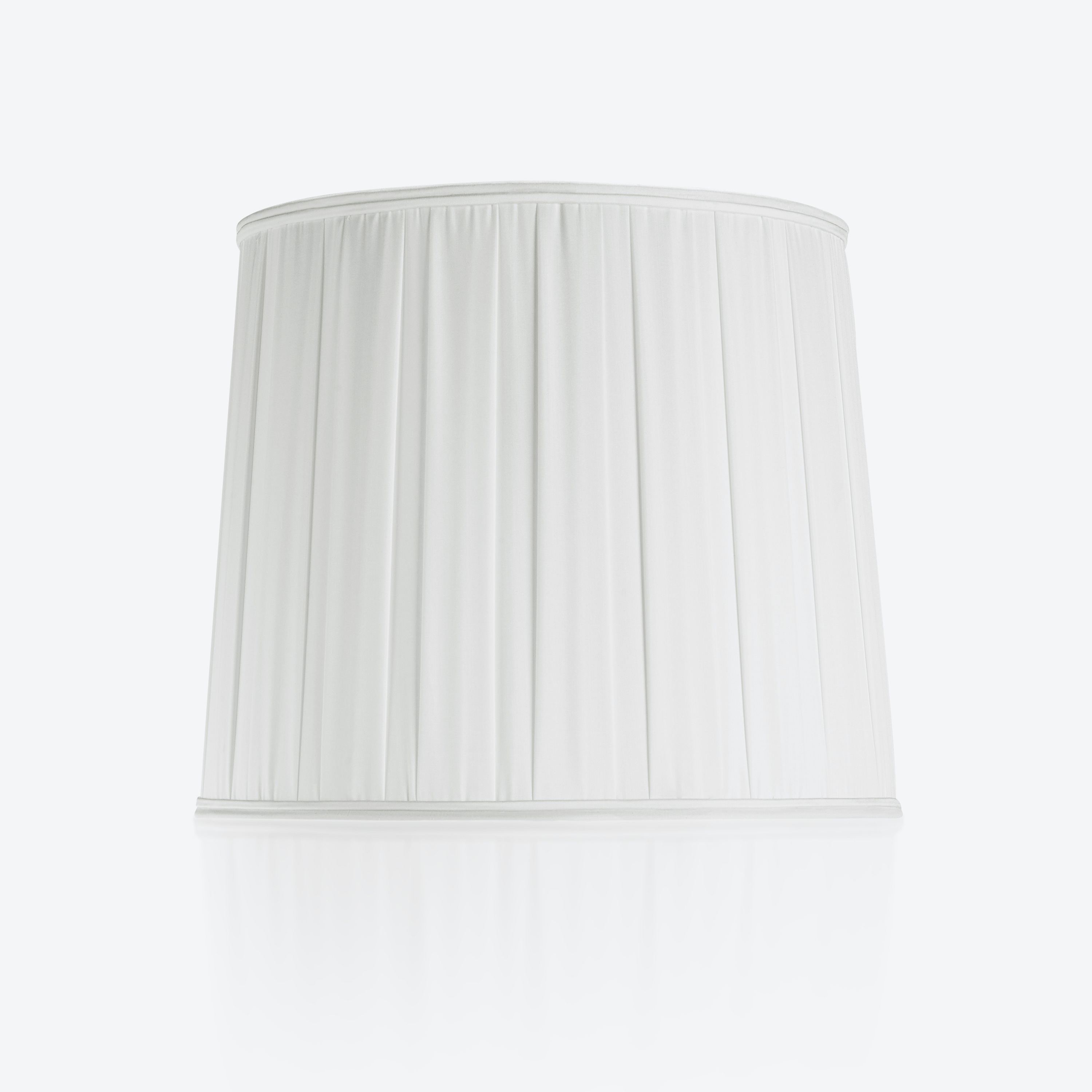 Krysta Lampshade Baccarat in Taffeta White